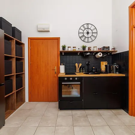 Modernes Nur 150 Meter Zum Mit Privatparkplatz, Balkon, Waeschetrockner * Novi Vinodolski